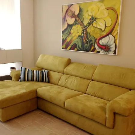 Charming In With Shared Pool *