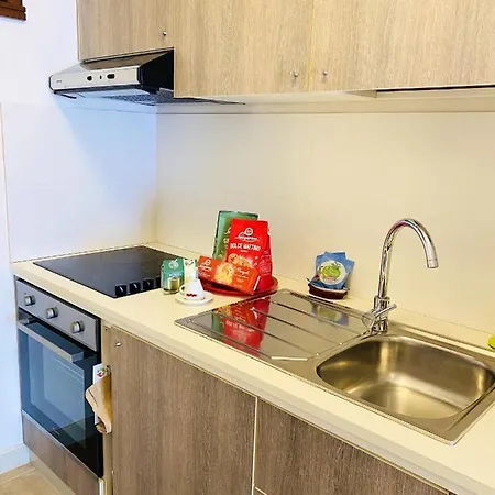 Charming In With Shared Pool