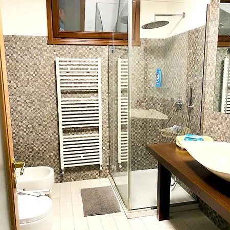 Charming In With Shared Pool 아파트 나르도