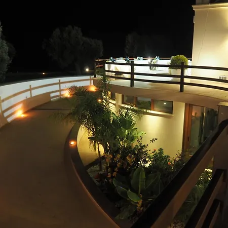 Διαμέρισμα Charming In With Shared Pool